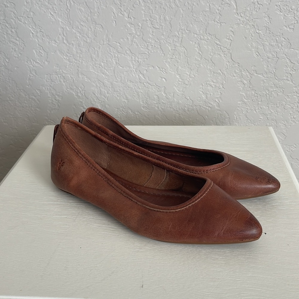 FRYE Regina Ballet Flats in Cognac Size 6